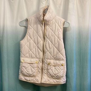 Altar’s State cream puffer vest